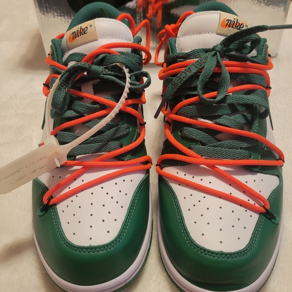 SOLD- Nike Dunks - Picture 1 of 6